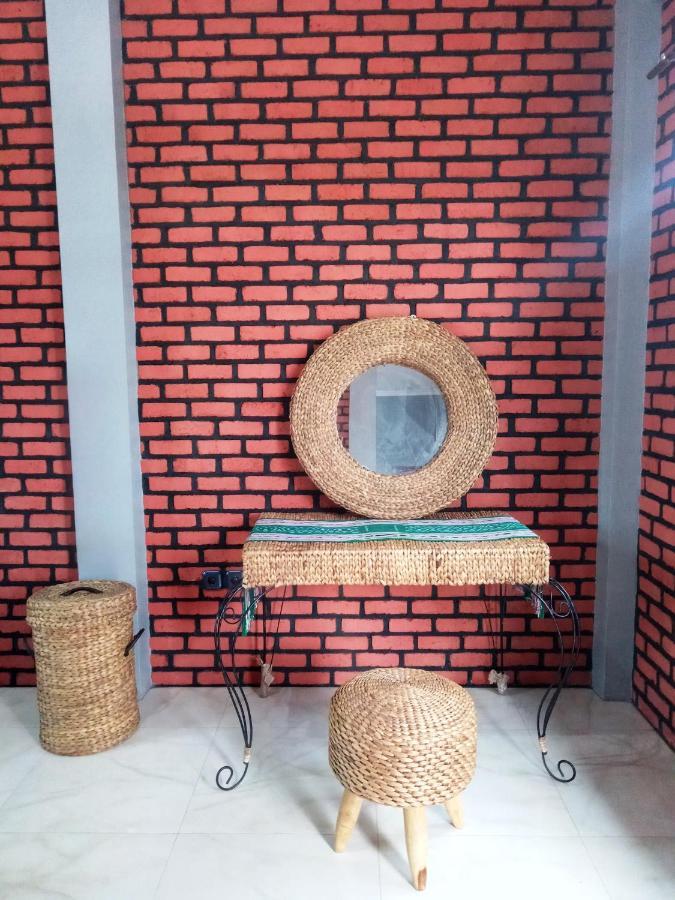 Kurnia Homestay テルナテ エクステリア 写真